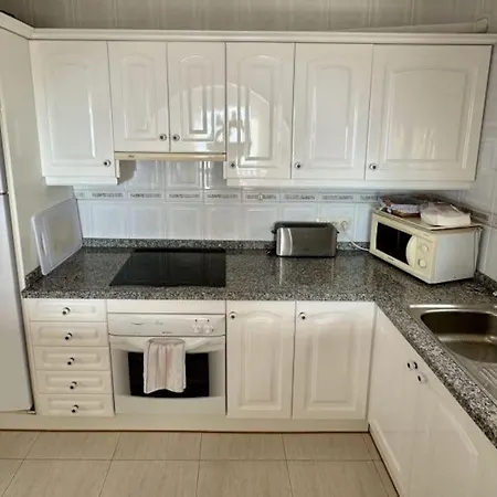 Two Bedroom With Breath-taking Views *
