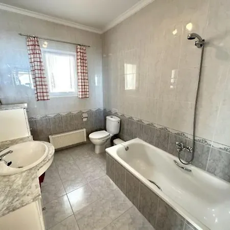 Two Bedroom With Breath-taking Views